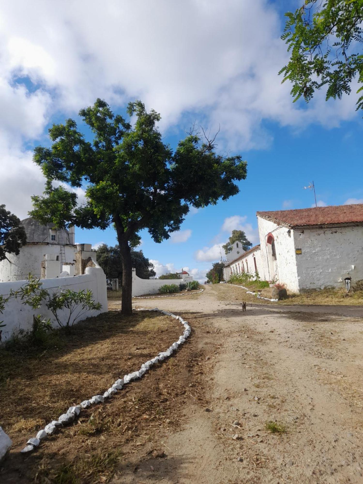 Hotel Rural El Vaqueril Navas del Madroño Exteriör bild